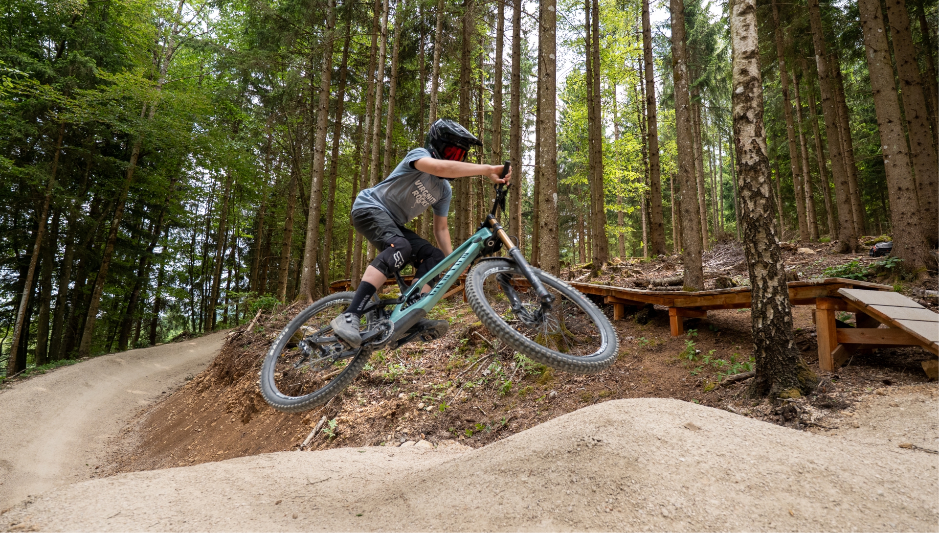 Jump Trail